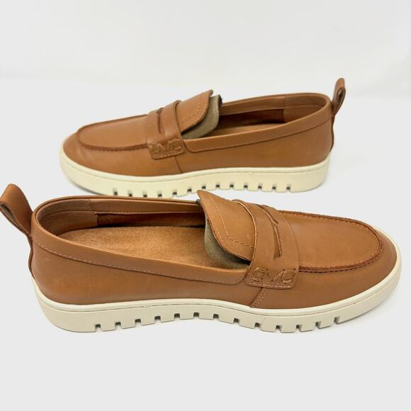 Vionic Uptown Women's Loafers Camel Leather Sz 6 Wide Excellent Condition w Box - Picture 4 of 13